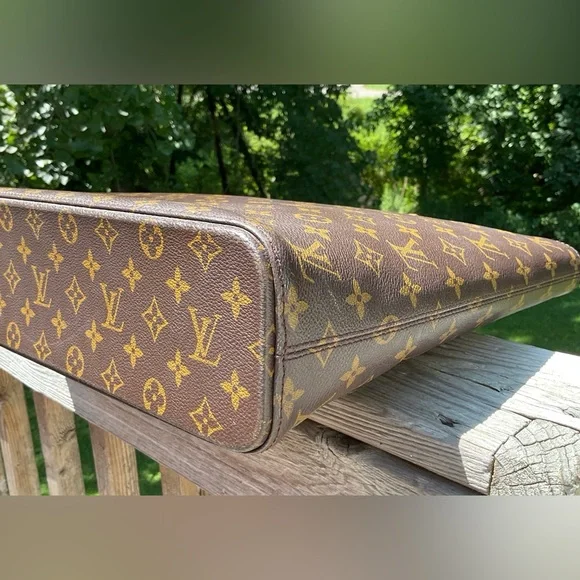 LOUIS VUITTON Luco Monogram Tote Shoulder Bag – EUC ✨ - Picture 7 of 15